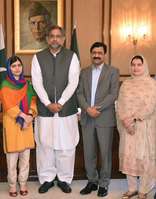 Filename=000_13E0LW.jpg
Filesize=130KiB
Dimensions=783x1000
Date added=Mar 29, 2018 000_13E0LW.jpg