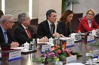 Filename=000_13M57W.jpg
Filesize=110KiB
Dimensions=1000x666
Date added=Apr 03, 2018 000_13M57W.jpg