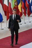 Filename=000_16S21W.jpg
Filesize=84KiB
Dimensions=667x1000
Date added=Jun 28, 2018 000_16S21W.jpg