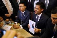 Filename=000_1D62AA.jpg
Filesize=98KiB
Dimensions=1000x664
Date added=Feb 08, 2019 000_1D62AA.jpg