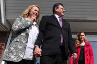 Filename=000_1F865R.jpg
Filesize=145KiB
Dimensions=1000x664
Date added=Mar 30, 2019 000_1F865R.jpg