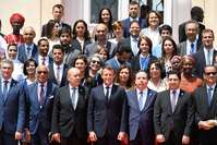 Filename=000_1HS77B.jpg
Filesize=164KiB
Dimensions=1000x667
Date added=Jun 24, 2019 000_1HS77B.jpg