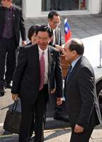 Filename=000_1LV19Q.jpg
Filesize=111KiB
Dimensions=721x1000
Date added=Oct 30, 2019 000_1LV19Q.jpg