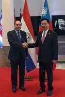 Filename=000_1LV19R.jpg
Filesize=87KiB
Dimensions=673x1000
Date added=Oct 30, 2019 000_1LV19R.jpg