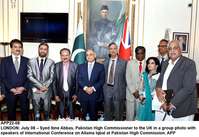 Filename=APP22-08London.jpg
Filesize=168KiB
Dimensions=1000x689
Date added=Jul 08, 2018 APP22-08London.jpg