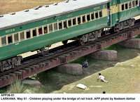 Filename=APP36-01Larkana~0.jpg
Filesize=219KiB
Dimensions=1200x872
Date added=May 01, 2019 APP36-01Larkana~0.jpg