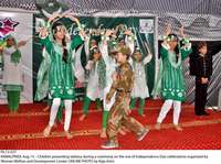 Filename=Pic13-037~3.jpg
Filesize=217KiB
Dimensions=1000x746
Date added=Aug 13, 2018 Pic13-037~3.jpg