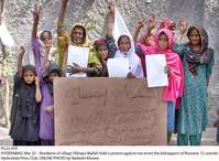Filename=Pic22-035.jpg
Filesize=205KiB
Dimensions=1000x733
Date added=Mar 22, 2018 Pic22-035.jpg