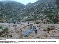 Filename=app31-25tharparkar.jpg
Filesize=229KiB
Dimensions=1200x899
Date added=Aug 25, 2020 app31-25tharparkar.jpg