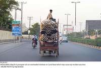 Filename=Pic29-031~24.jpg
Filesize=242KiB
Dimensions=2047x1384
Date added=May 29, 2020 Pic29-031~24.jpg